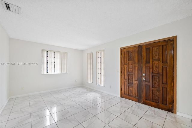 1413 SW 19th St 1413, Miami, FL 33145