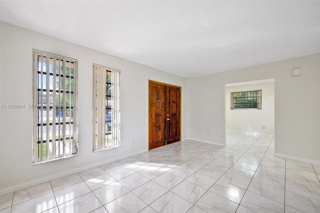 1413 SW 19th St 1413, Miami, FL 33145