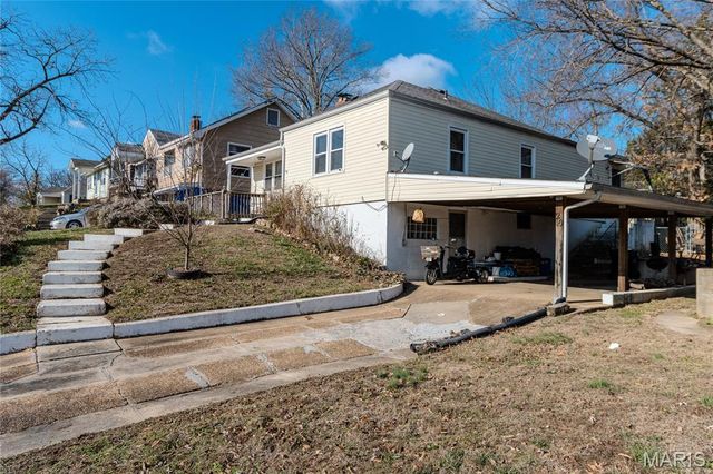 20 Rolla Gardens Drive, Rolla, MO 65401