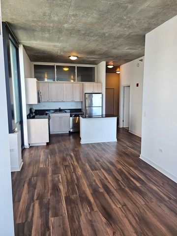 235 W Van Buren Street 2614, Chicago, IL 60607