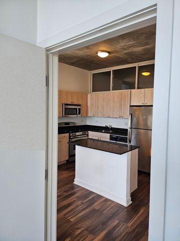 235 W Van Buren Street 2614, Chicago, IL 60607