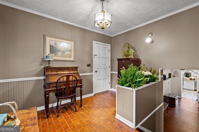 501 Pineview Terrace, Lagrange, GA 30240