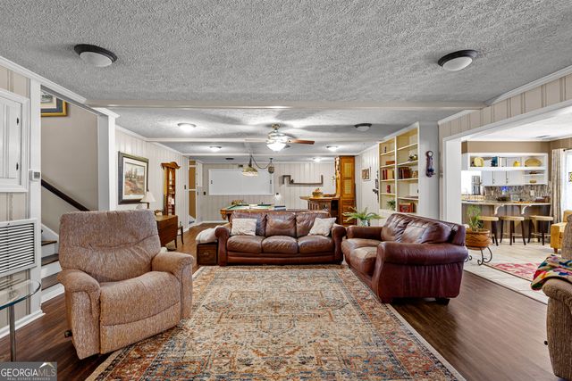 501 Pineview Terrace, Lagrange, GA 30240