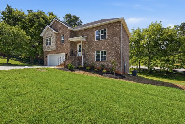 1205 Buckingham Place, Cookeville, TN 38501