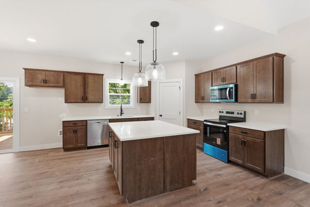 1205 Buckingham Place, Cookeville, TN 38501