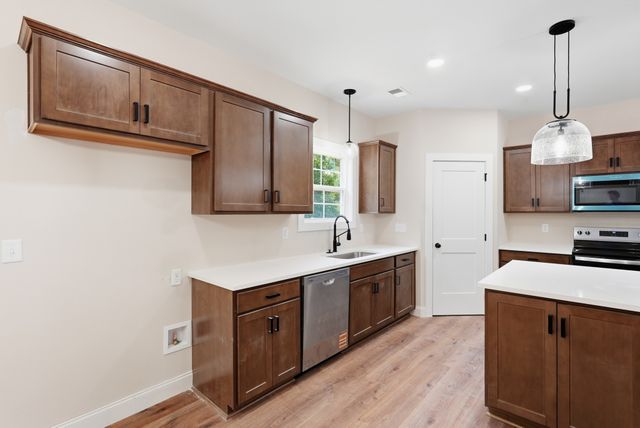1205 Buckingham Place, Cookeville, TN 38501