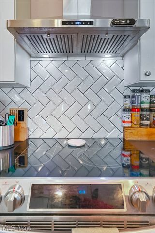 2430 S Hametown Road, Norton, OH 44203