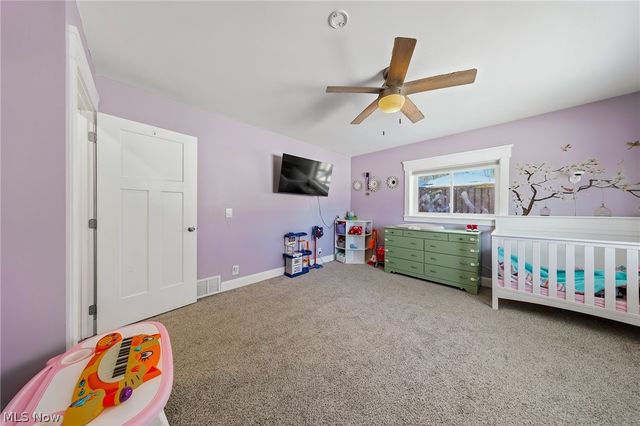 2430 S Hametown Road, Norton, OH 44203