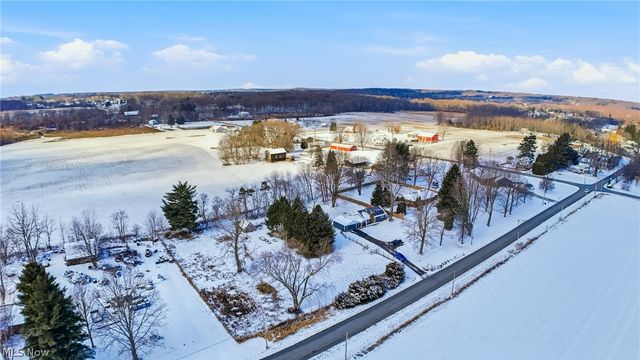 2430 S Hametown Road, Norton, OH 44203