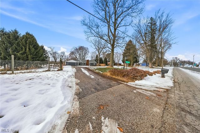 2430 S Hametown Road, Norton, OH 44203