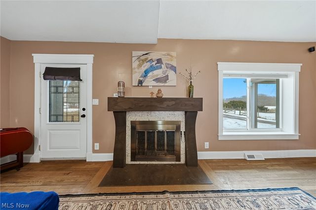 2430 S Hametown Road, Norton, OH 44203