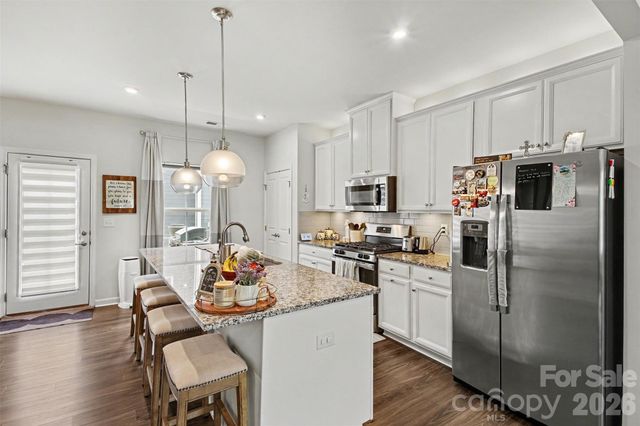 4518 Valley Walk Drive, Charlotte, NC 28216
