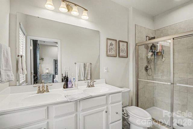 4518 Valley Walk Drive, Charlotte, NC 28216