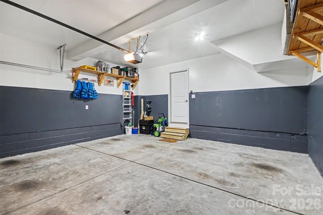 4518 Valley Walk Drive, Charlotte, NC 28216