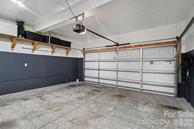 4518 Valley Walk Drive, Charlotte, NC 28216