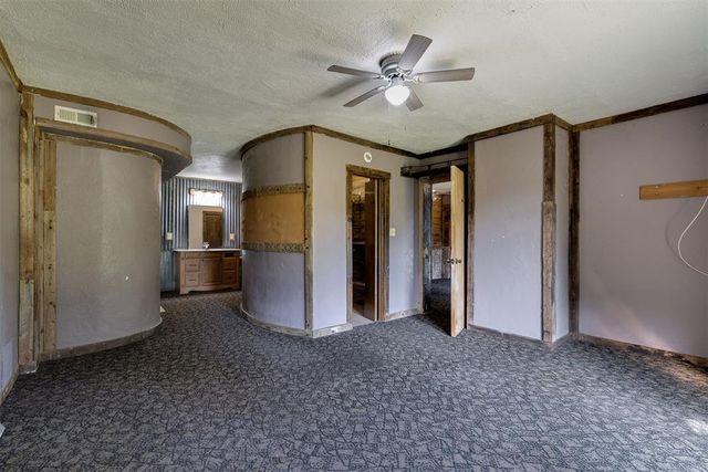 4000 N Country Club Road, Newcastle, OK 73065