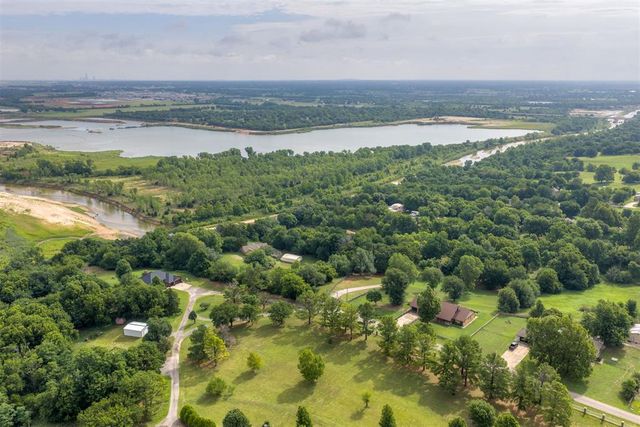 4000 N Country Club Road, Newcastle, OK 73065