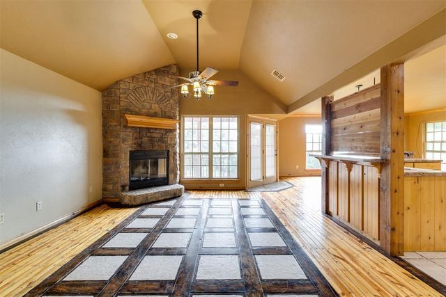4000 N Country Club Road, Newcastle, OK 73065