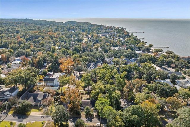 356 Satsuma Street, Fairhope, AL 36532