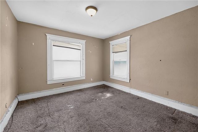 2019 E 35th Street, Kansas City, MO 64109
