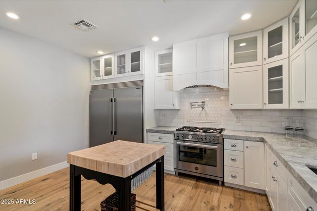 3810 E Devonshire Avenue, Phoenix, AZ 85018