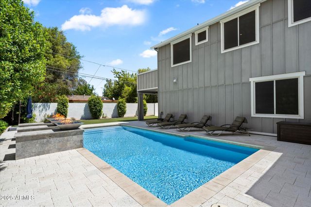 3810 E Devonshire Avenue, Phoenix, AZ 85018