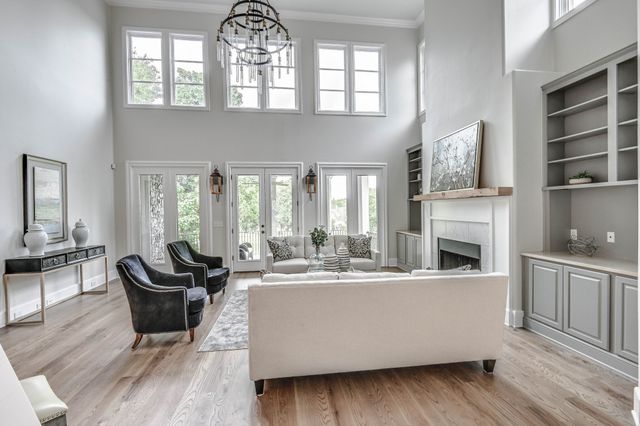 5 Camel Back Ct, Brentwood, TN 37027