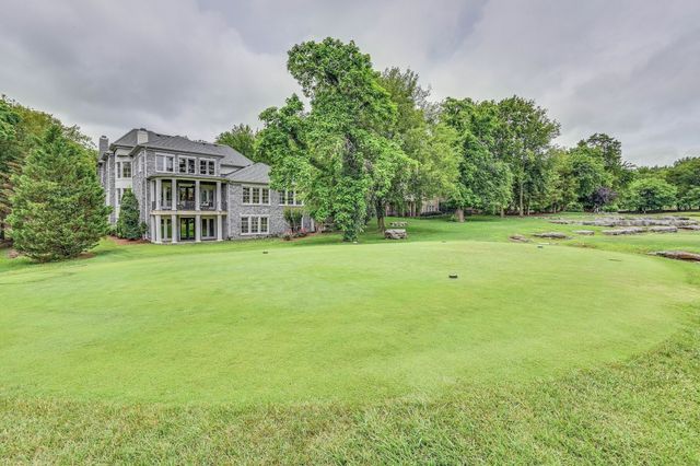 5 Camel Back Ct, Brentwood, TN 37027