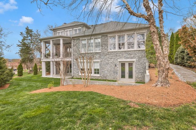 5 Camel Back Ct, Brentwood, TN 37027