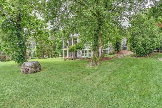 5 Camel Back Ct, Brentwood, TN 37027