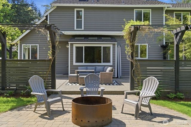 22830 262nd Avenue SE, Maple Valley, WA 98038