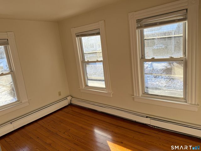 53 Maple Street, Seymour, CT 06483