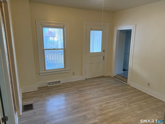 53 Maple Street, Seymour, CT 06483