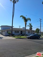 5424 S Sherbourne Drive, Los Angeles, CA 90056