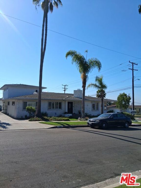 5424 S Sherbourne Drive, Los Angeles, CA 90056