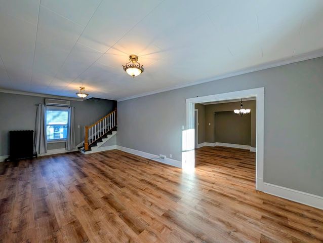 214 S 5th Street, Montevideo, MN 56265