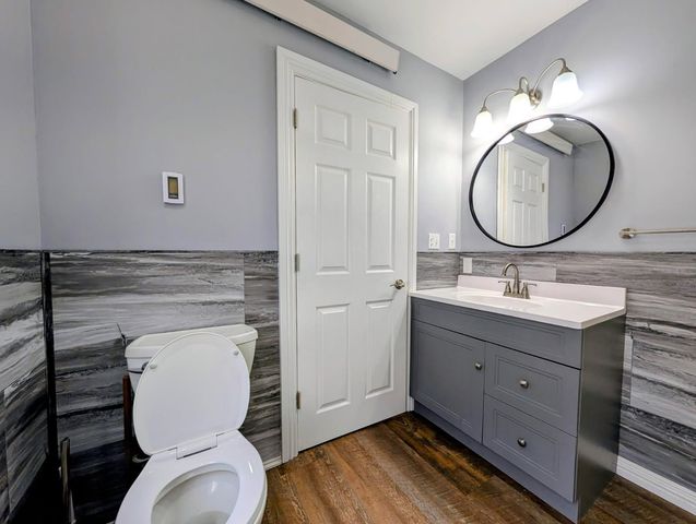 214 S 5th Street, Montevideo, MN 56265