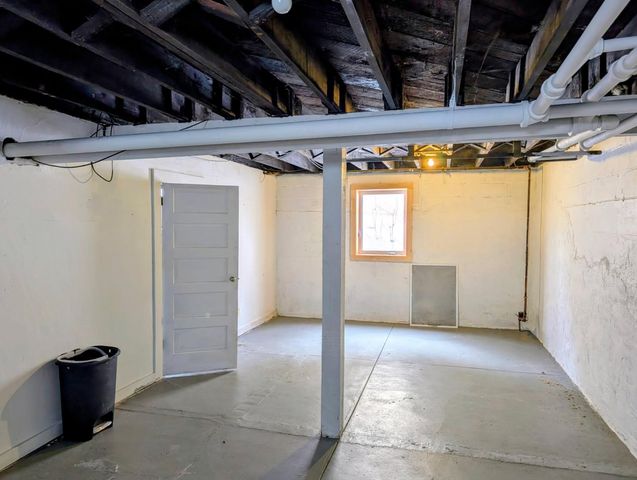 214 S 5th Street, Montevideo, MN 56265