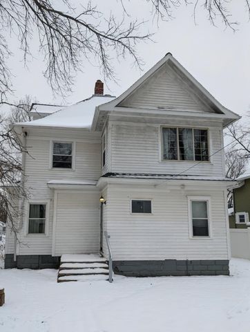 214 S 5th Street, Montevideo, MN 56265