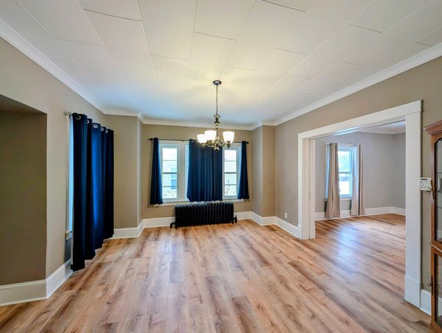 214 S 5th Street, Montevideo, MN 56265