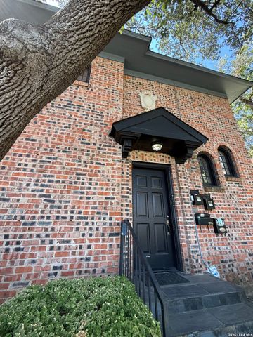 270 E ROSEWOOD AVE, San Antonio, TX 78212
