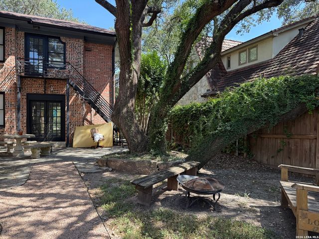 270 E ROSEWOOD AVE, San Antonio, TX 78212