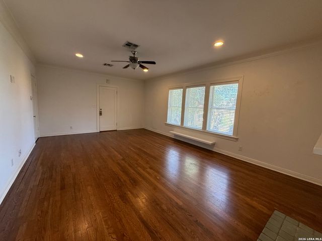 270 E ROSEWOOD AVE, San Antonio, TX 78212