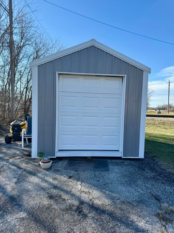 506 W SINGLETON ST, Centralia, MO 65240