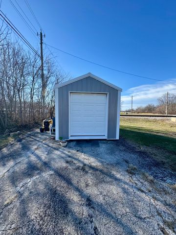 506 W SINGLETON ST, Centralia, MO 65240