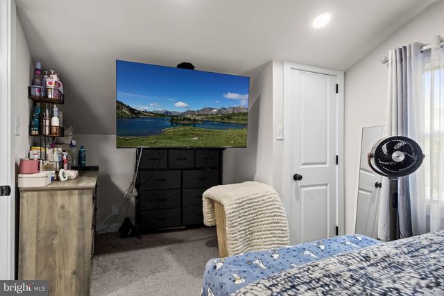 42 E 6TH AVE, Pine Hill, NJ 08021