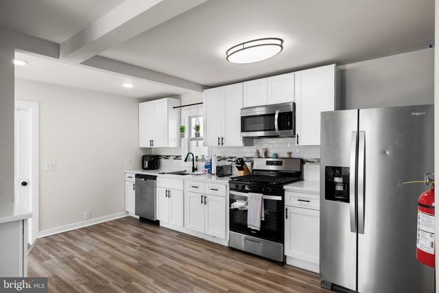 42 E 6TH AVE, Pine Hill, NJ 08021