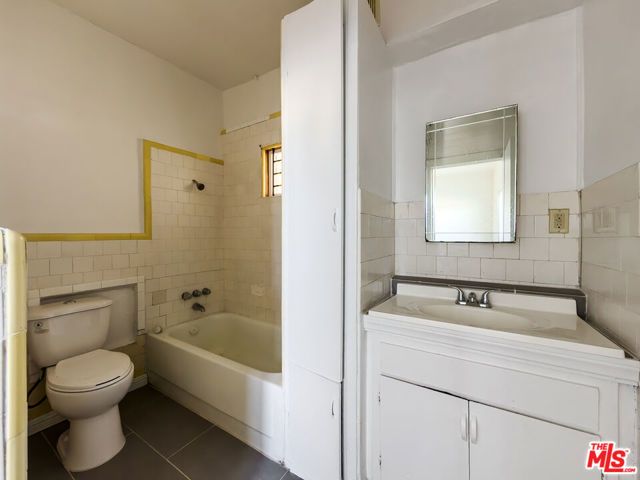 3309 S Main Street 8, Los Angeles, CA 90007