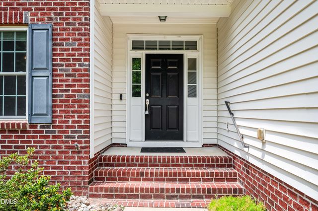 2458 Valley Drive, Clayton, NC 27520