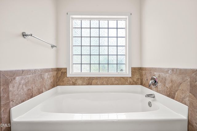 2458 Valley Drive, Clayton, NC 27520